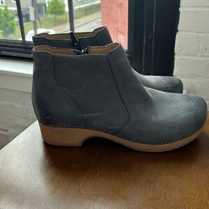 Women’s Dansko Booties- size 41